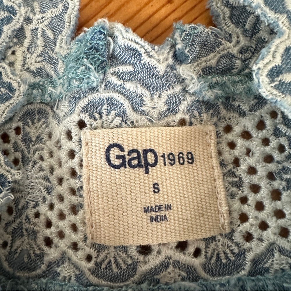 Gap Cami embroidered flowers indigo women 81% COTON, 19% LYOCELL, - Picture 7 of 9